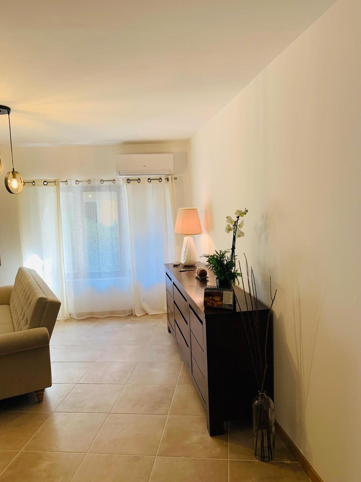 Vakantiehuis La Bonbonniere De Charme Avec Jacuzzi *